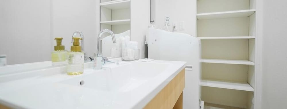 スーペリア ツインルーム 禁煙 客室8 | Vieuno Stay Hakata 2