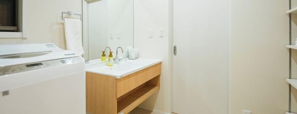 デラックス ツインルーム 禁煙 客室3 | Vieuno Stay Hakata 2