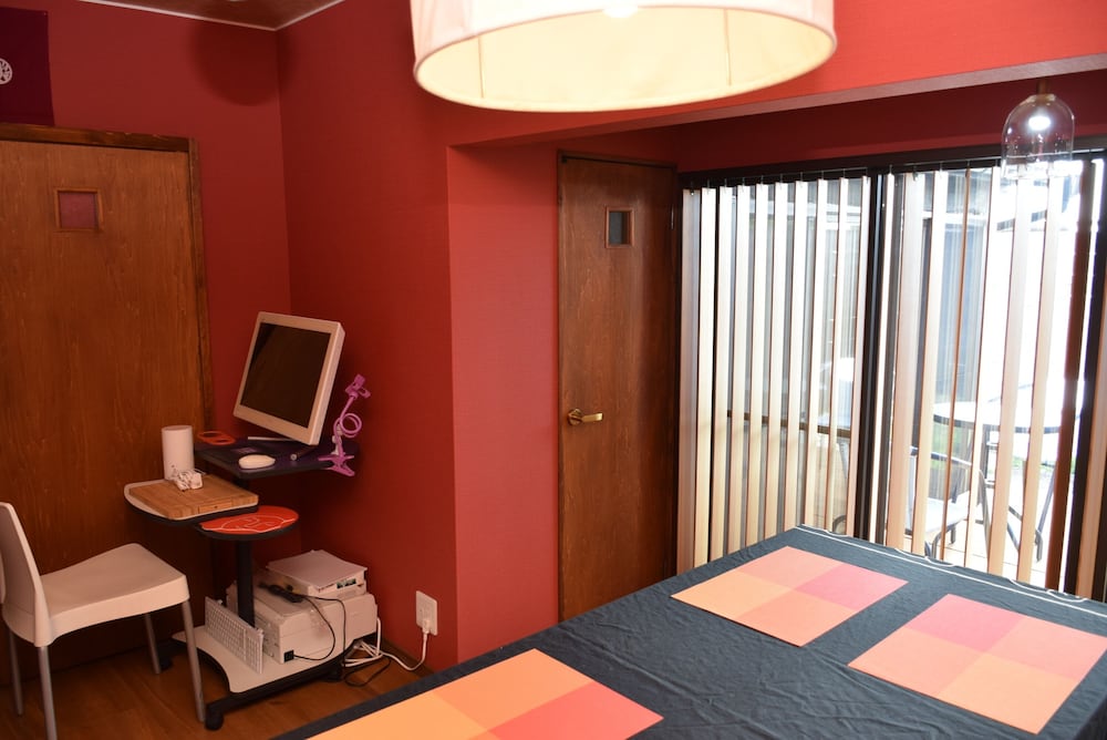 一棟貸し 4名用 客室内のダイニングエリア1 | LW178 美都リストワールホテル