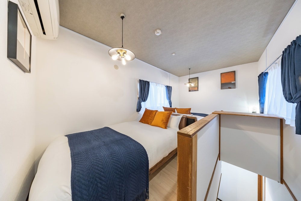 客室1 | Togano house Umeda central