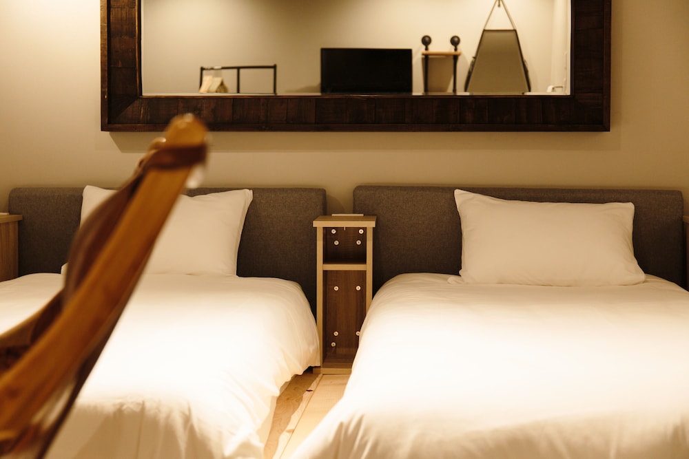 4 人部屋 禁煙 (2020) 客室16 | ランプスタンド ステイ 旭川