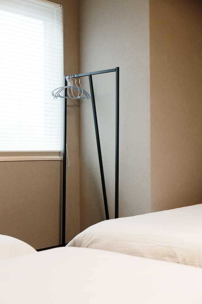 4 人部屋 禁煙 (1907) 客室7 | ランプスタンド ステイ 旭川