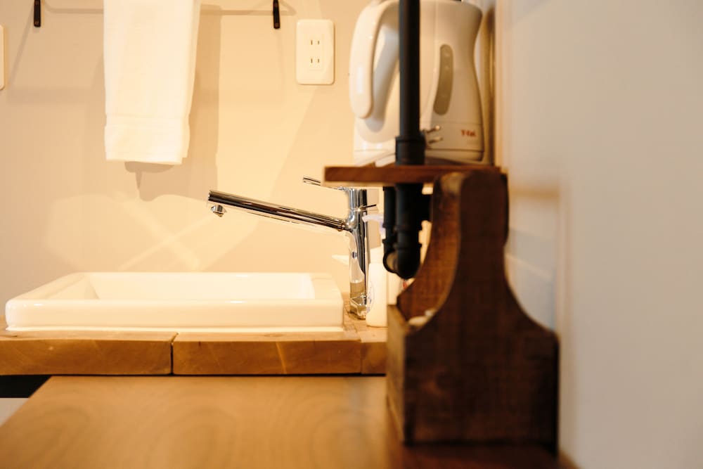 トリプルルーム 禁煙 (1908) 客室2 | ランプスタンド ステイ 旭川