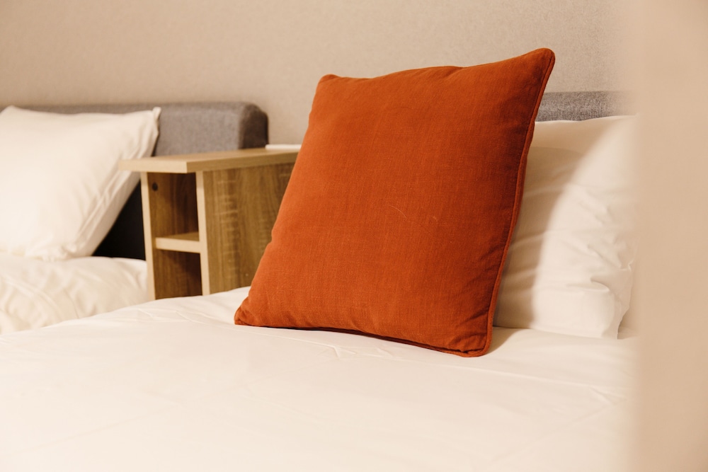 4 人部屋 禁煙 (1907) 客室5 | ランプスタンド ステイ 旭川