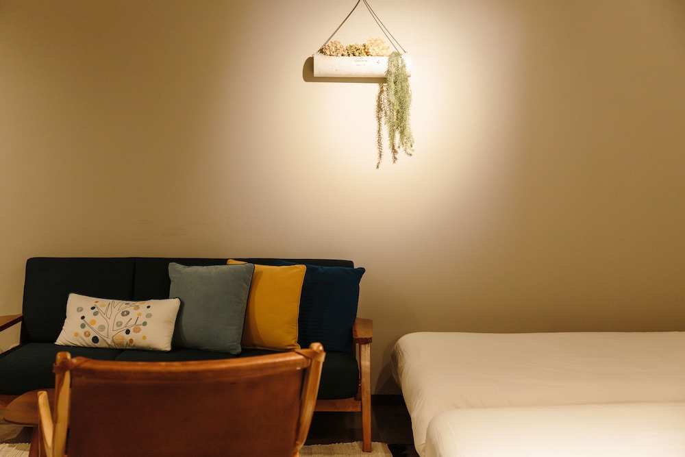 4 人部屋 禁煙 (2020) 客室18 | ランプスタンド ステイ 旭川