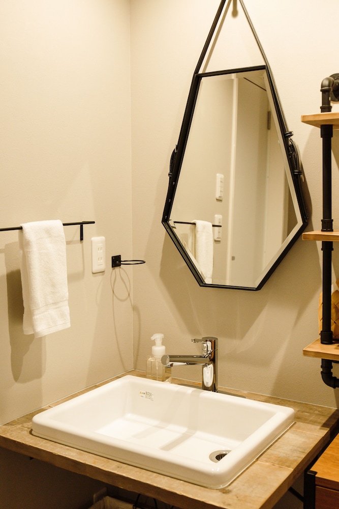 4 人部屋 禁煙 (2020) 客室5 | ランプスタンド ステイ 旭川