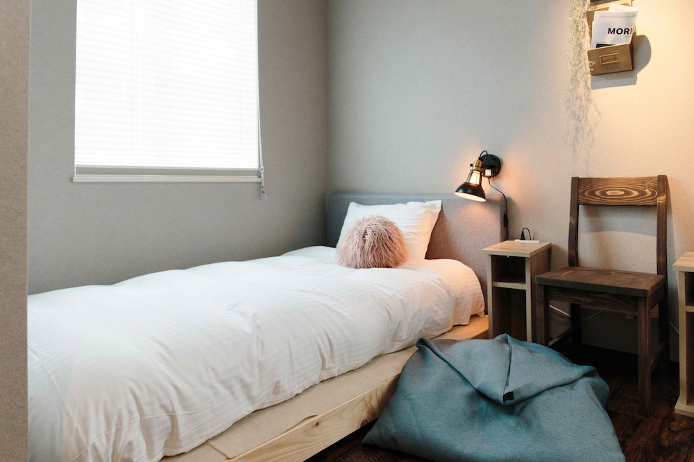 スタンダード ツインルーム 禁煙 (1909) 客室12 | ランプスタンド ステイ 旭川