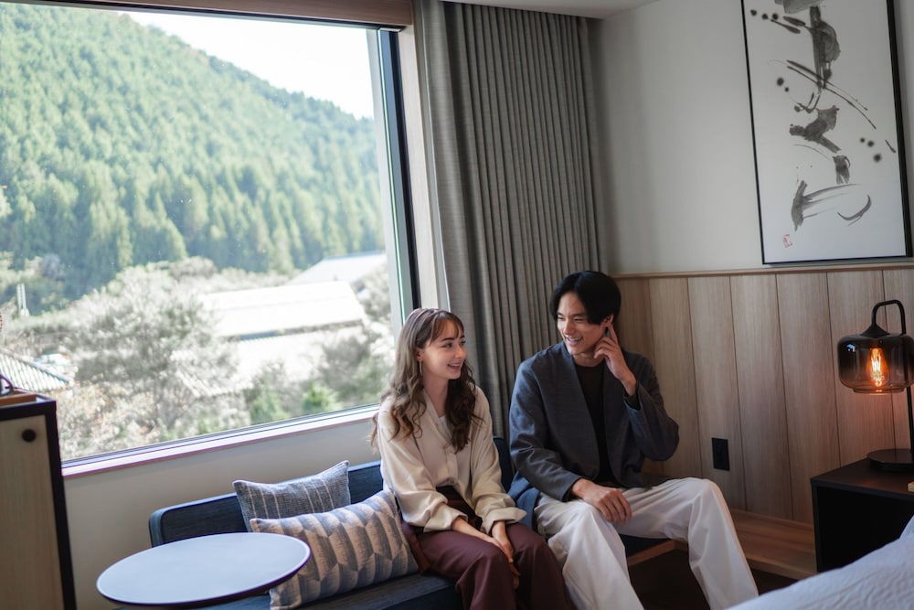 スタンダード ルーム キングベッド 1 台 禁煙 客室7 | フェアフィールド･バイ･マリオット･岐阜郡上