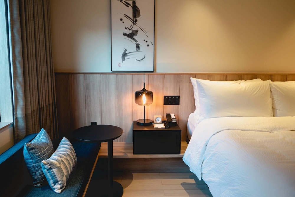 スタンダード ルーム キングベッド 1 台 禁煙 客室2 | フェアフィールド･バイ･マリオット･岐阜郡上