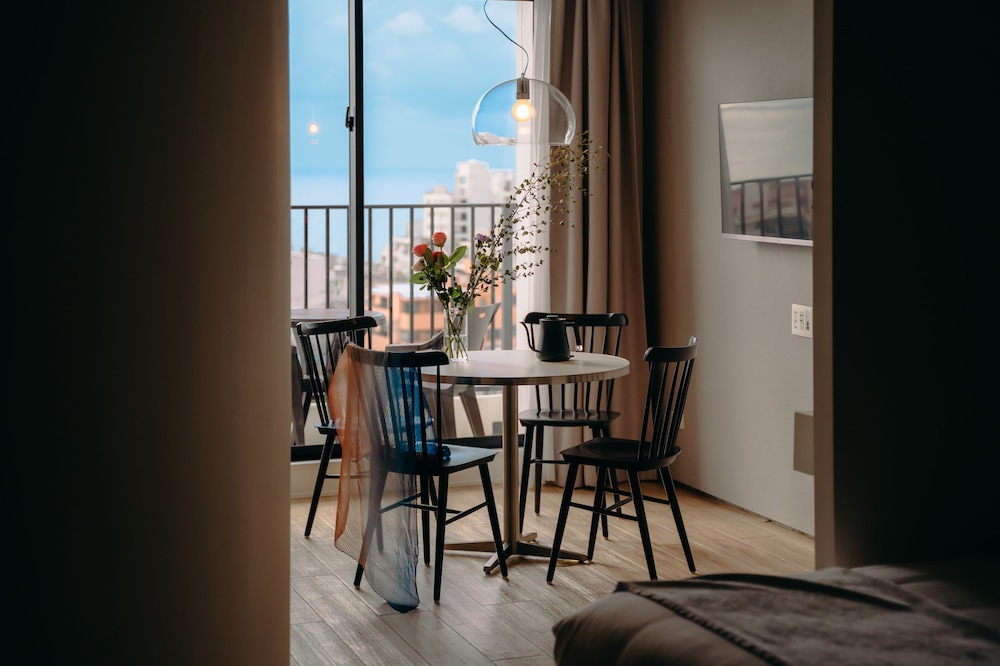 デザイン ツインルーム 禁煙 オーシャンビュー | BLUE STEAK WONDER 沖縄北谷