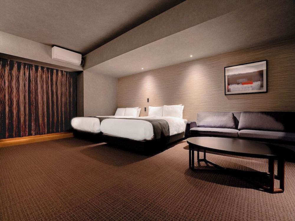 Suite 客室1 | ランドーホテルなんば大阪スイーツ