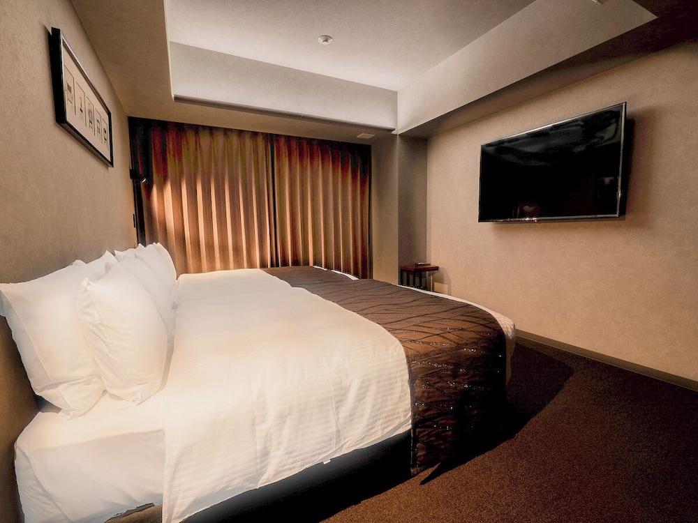 Suite 客室3 | ランドーホテルなんば大阪スイーツ