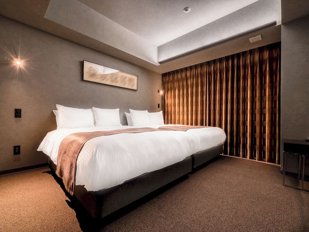 Superior Suite with Hinoki | ランドーホテルなんば大阪スイーツ