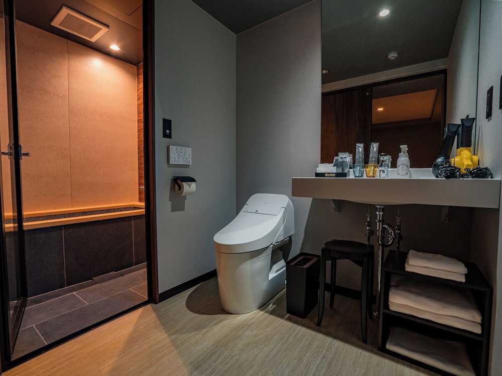 Deluxe Suite バスルーム0 | ランドーホテルなんば大阪スイーツ