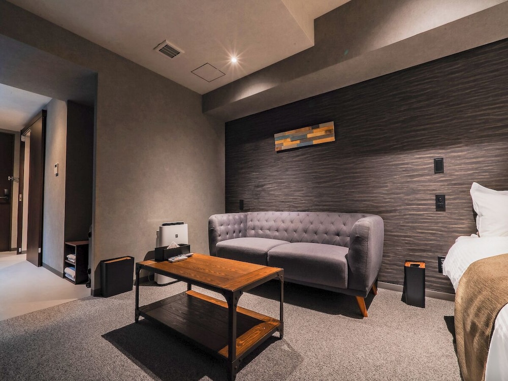 Deluxe Triple Room 客室5 | ランドーホテルなんば大阪スイーツ