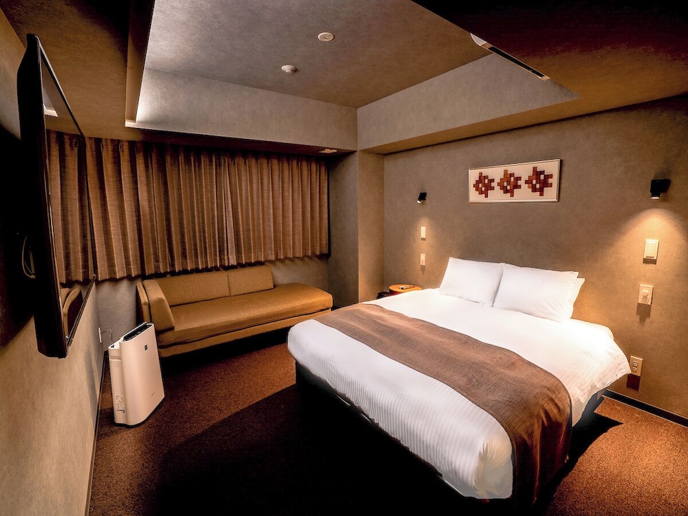 Standard Suite 客室0 | ランドーホテルなんば大阪スイーツ