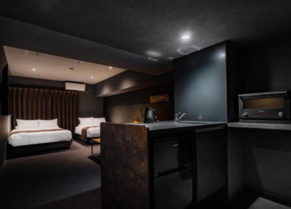 Deluxe Twin Room 客室2 | ランドーホテルなんば大阪スイーツ