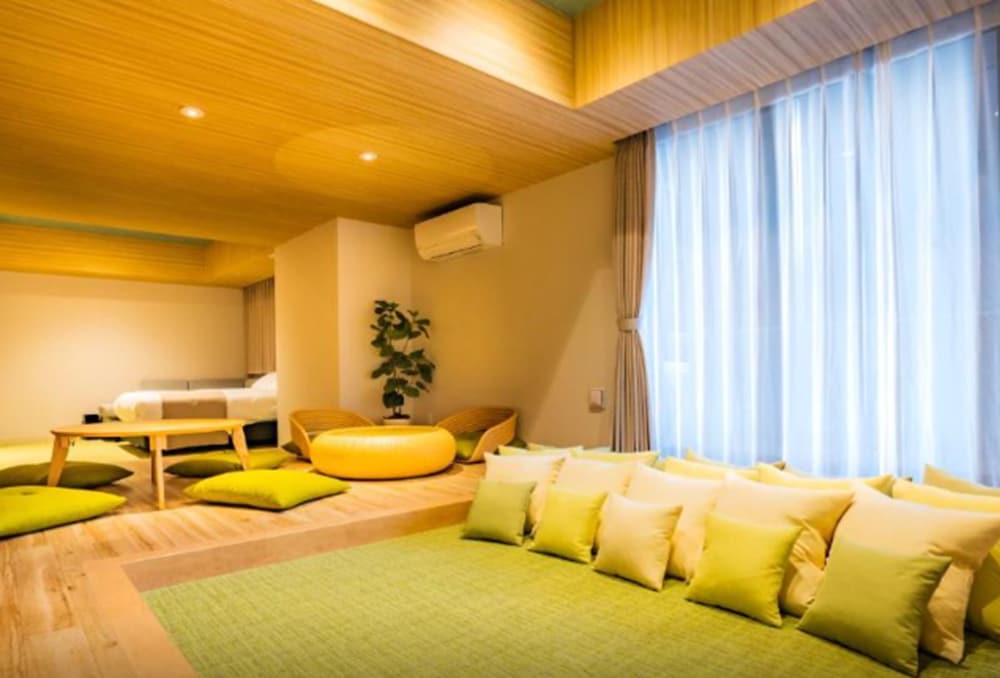Deluxe Family Suite | ランドーホテルなんば大阪スイーツ