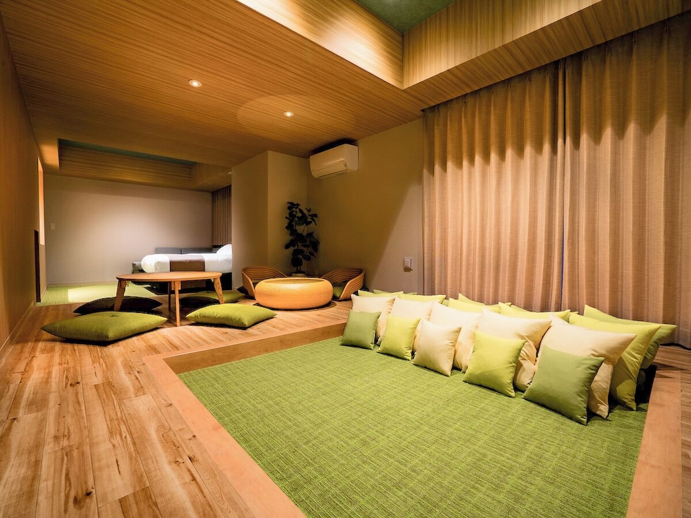 Deluxe Family Suite | ランドーホテルなんば大阪スイーツ