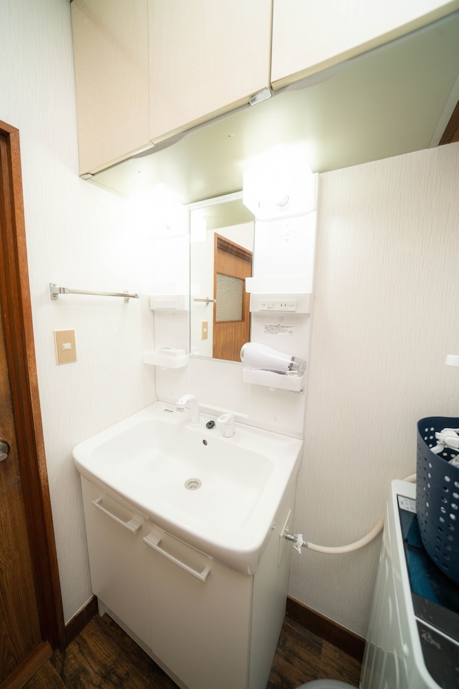 アパート 貸切 禁煙 バスルームのシンク0 | Fujimi Room