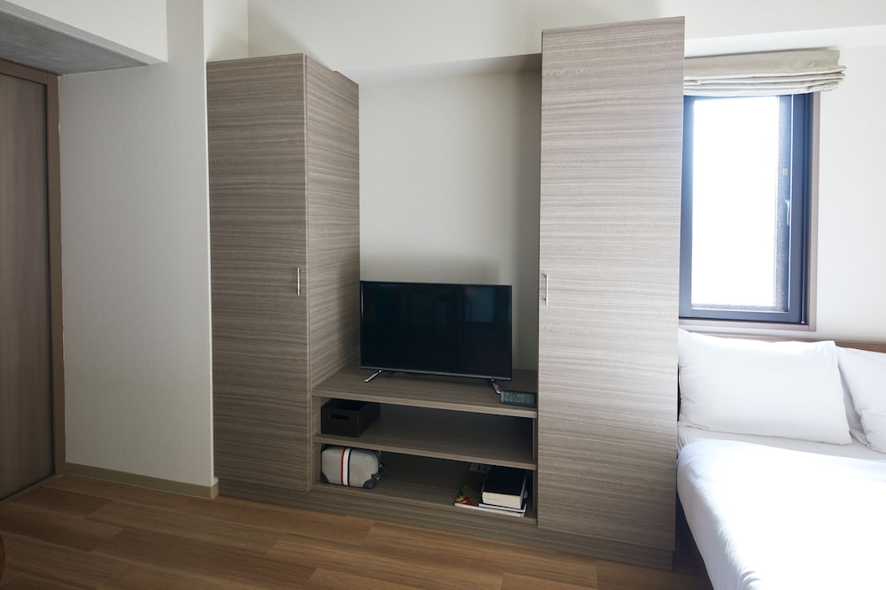 エクスクルーシブ スイート 禁煙 リビング エリア4 | Prime Suites Tokyo