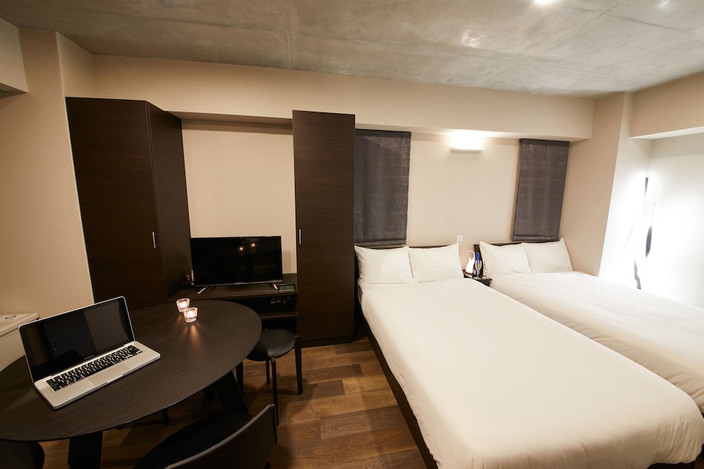 エクスクルーシブ スイート 禁煙 リビング エリア3 | Prime Suites Tokyo