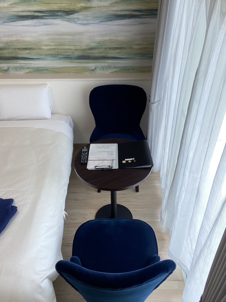 スタンダード ツインルーム 禁煙 客室2 | HOTEL 石垣島 2020