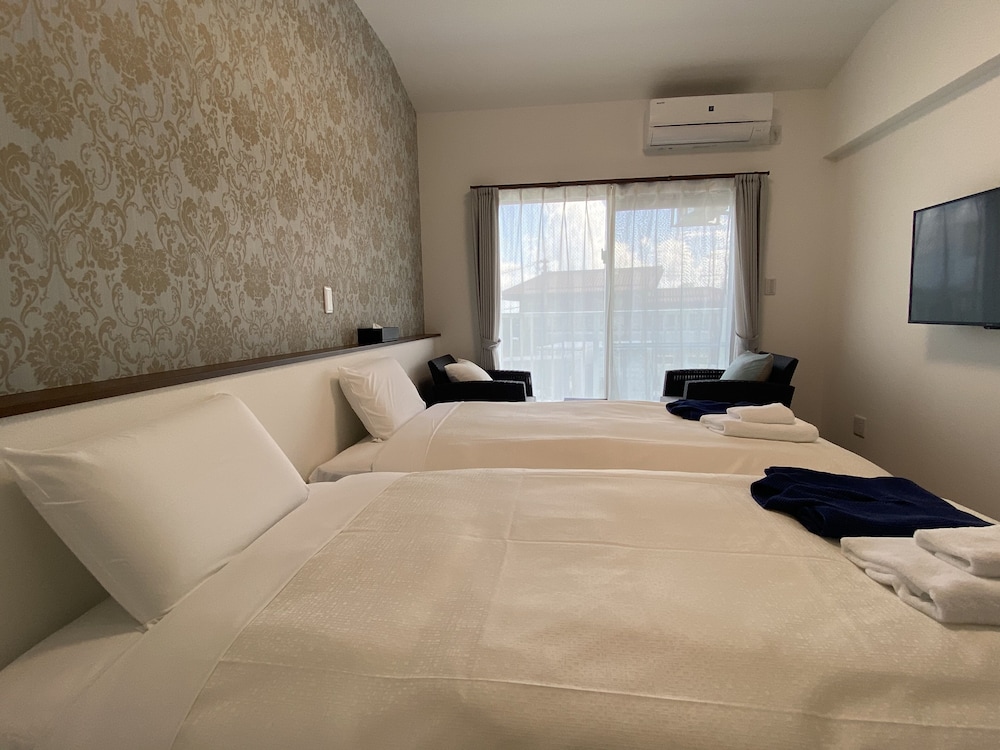 スタンダード ツインルーム 禁煙 客室4 | HOTEL 石垣島 2020