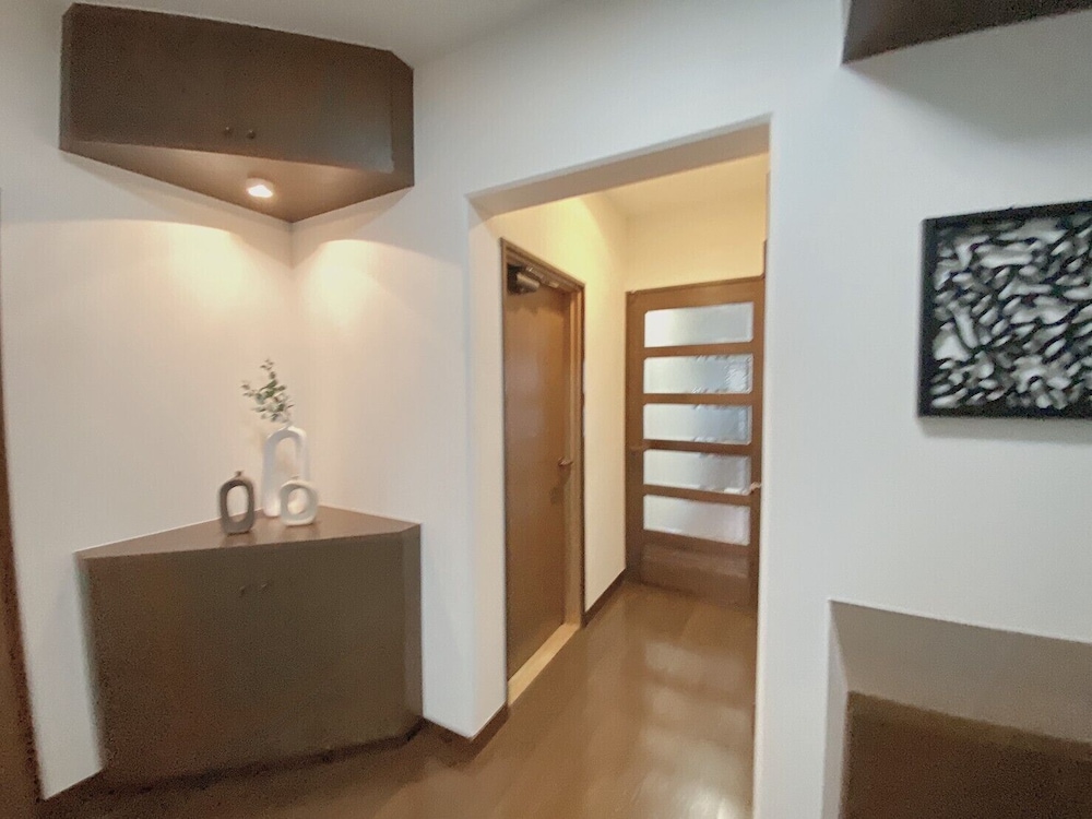 3ベッドルームアパートメント バルコニー付き 302号室 客室3 | おうちホテル五日市