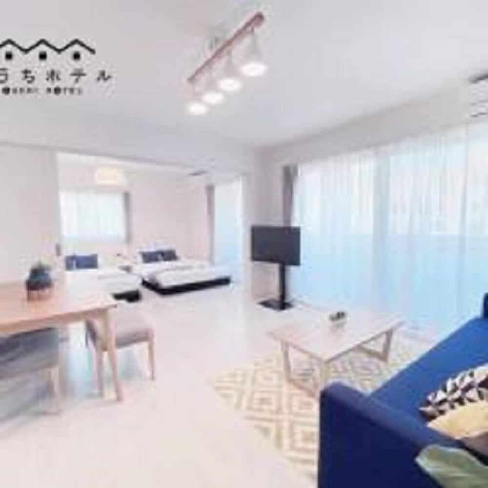 1ベッドルームアパートメント バルコニー付き 203号室 リビング エリア5 | おうちホテル宮島口