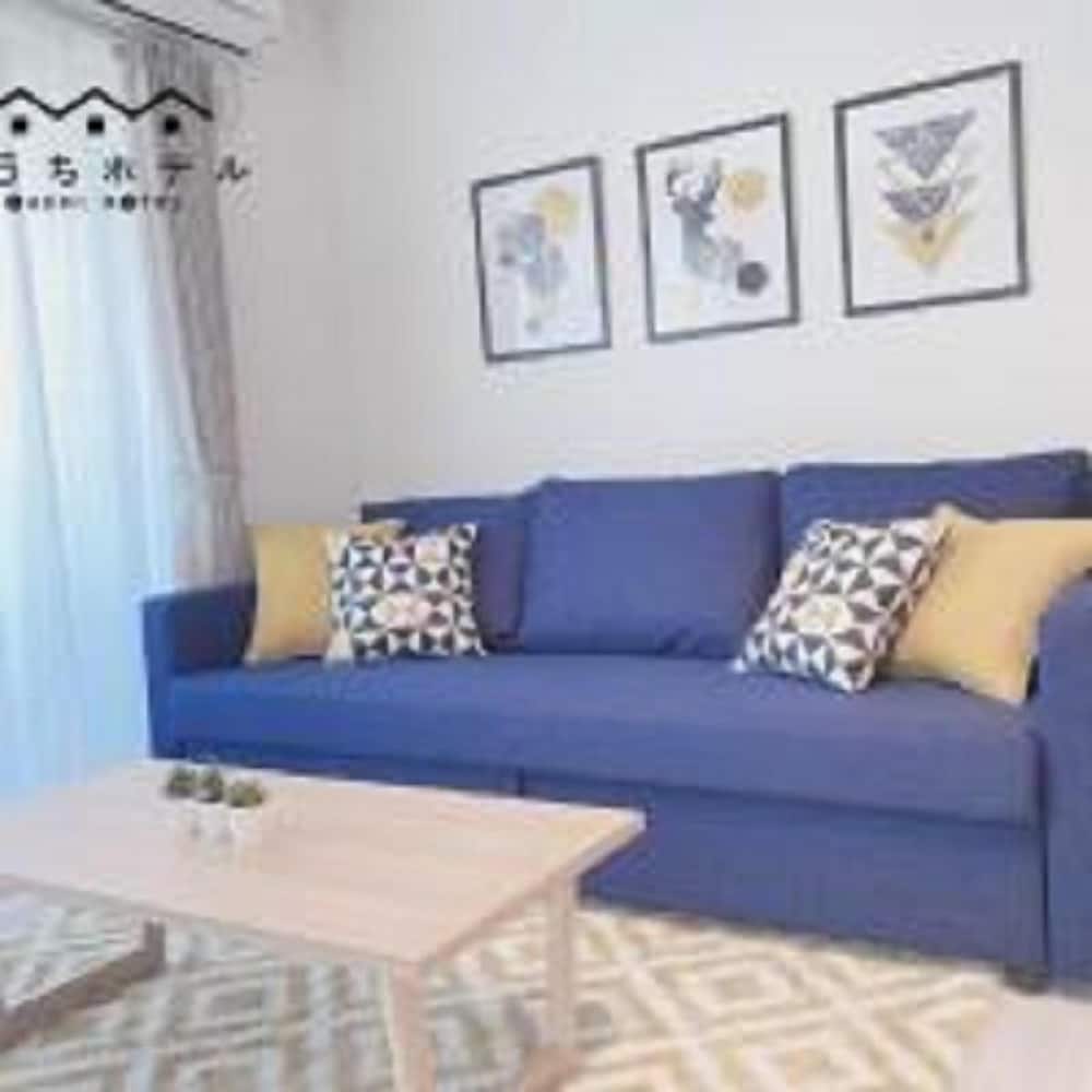 1ベッドルームアパートメント バルコニー付き 203号室 リビング エリア6 | おうちホテル宮島口