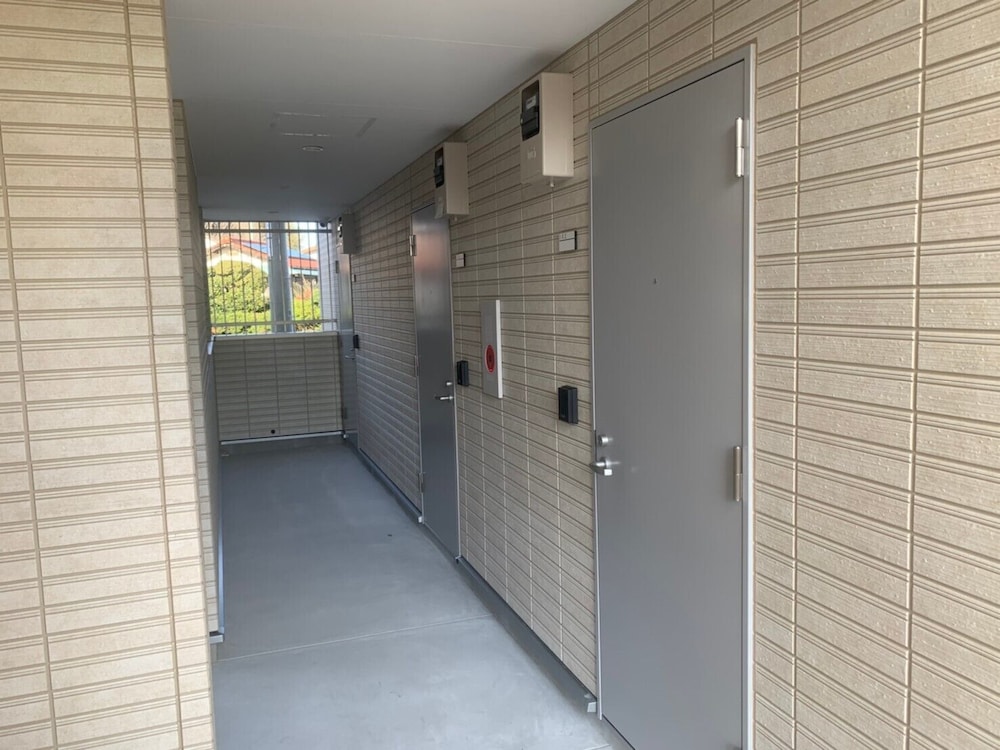 施設の入り口1 | おうちホテル廿日市駅前 施設の入り口1 | おうちホテル廿日市駅前