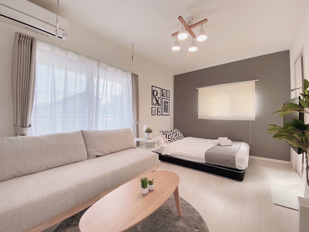 スタジオ　バルコニー付 201号室 リビング エリア2 | おうちホテル廿日市駅前