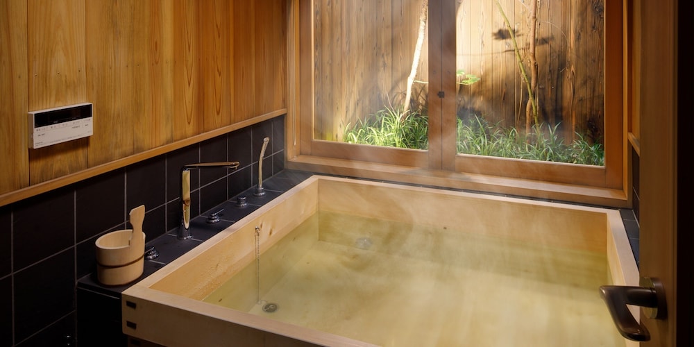 一棟貸し 禁煙 バスルーム1 | Tsumugi Nishinotoinhanayacho