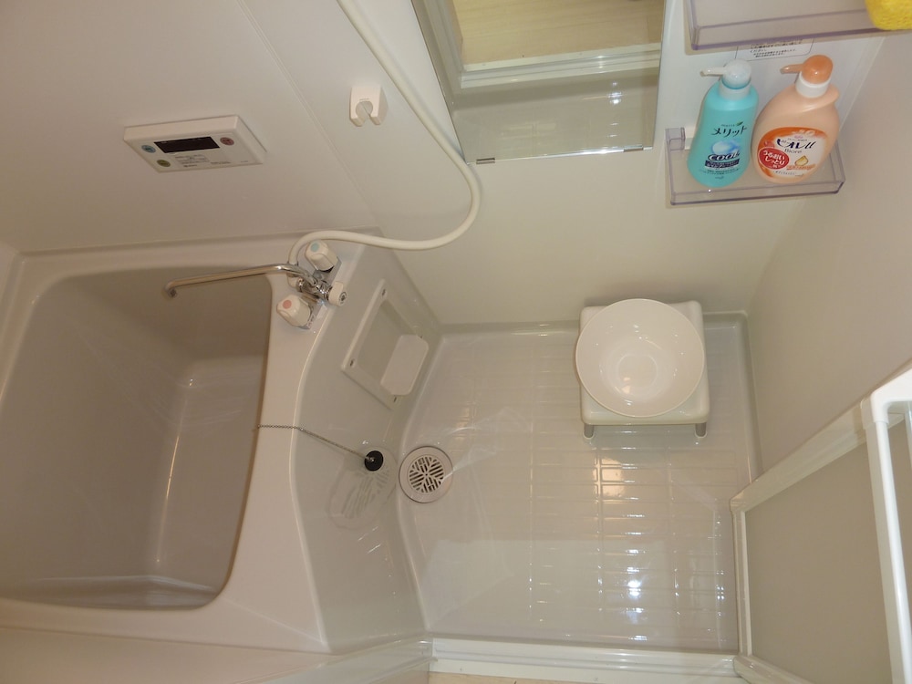 ロフト B (最寄り駅：JR船橋駅 / 京成船橋駅) バスルーム0 | カナロア船橋