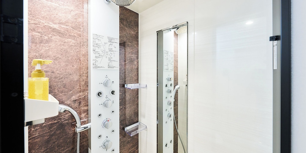 スタンダード ツインルーム 禁煙 バスルームのシャワー0 | ホテルメルディア四条河原町アネックス