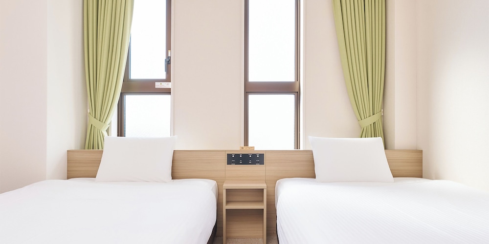 デラックス ツインルーム 禁煙 | ホテルメルディア四条河原町アネックス