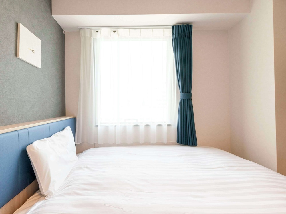 スタンダード ルーム ダブルベッド 1 台 禁煙 客室4 | コンフォートホテル名古屋名駅南