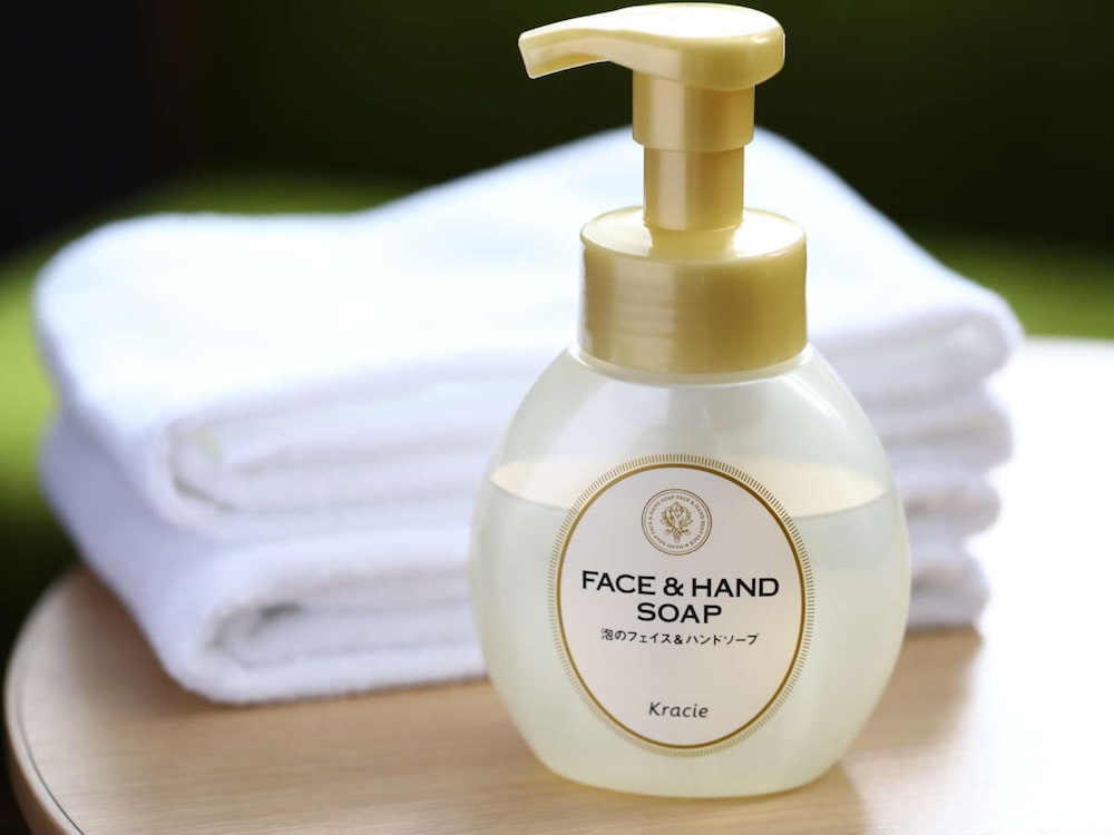 [禁煙] スタンダードツイン (ベッド幅100cm×2台 / 16sqm) バスルームの設備0 | KOKO HOTEL 飛騨高山