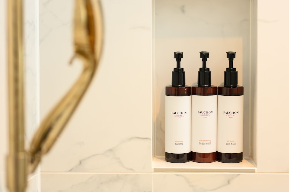 スーペリア ツインルーム バスルーム5 | フォションホテル京都