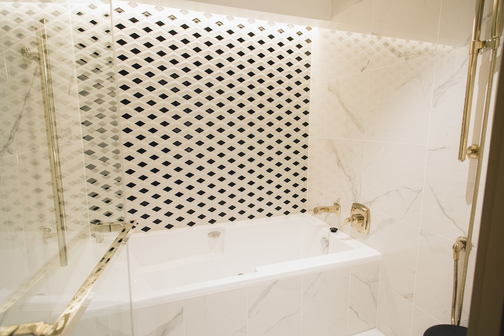 スーペリア ツインルーム バスルーム4 | フォションホテル京都