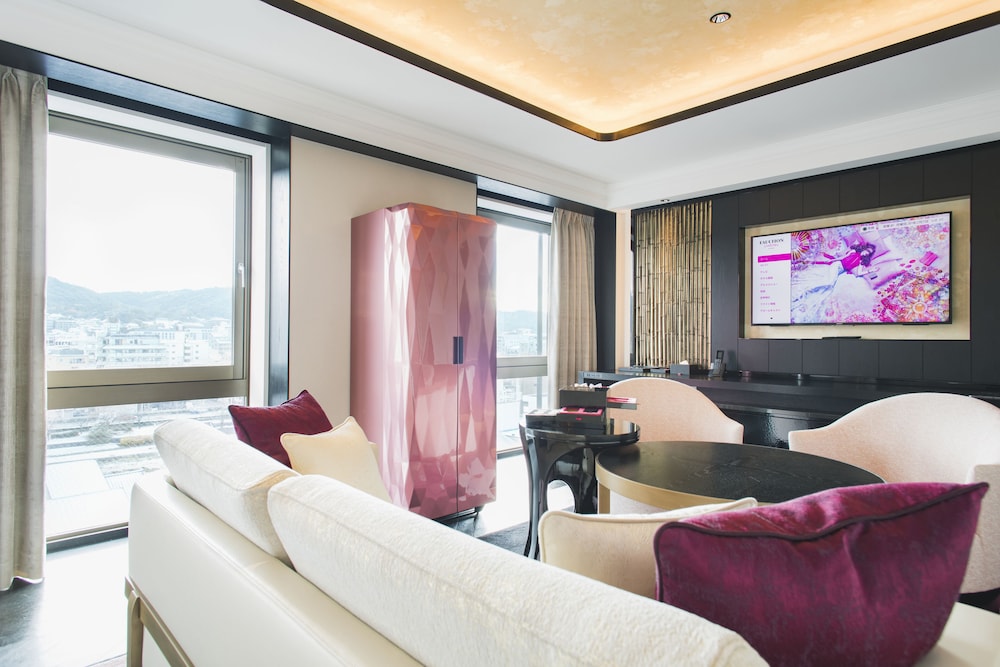 デラックスツインルーム東山ビュー 客室3 | フォションホテル京都