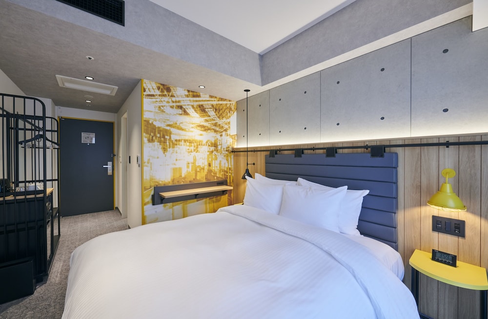 スタンダード ルーム ダブルベッド 1 台 禁煙 客室3 | イビススタイルズ名古屋