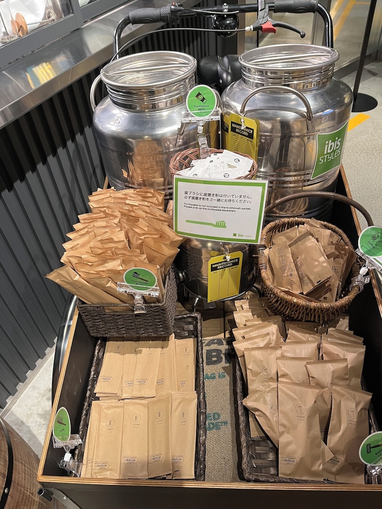 スタンダード ルーム シングルベッド 2 台 禁煙 客室2 | イビススタイルズ名古屋