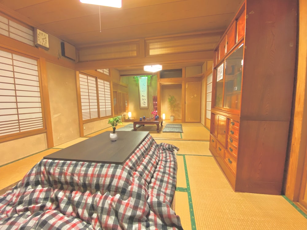 湯沢戸建 リビング エリア0 | ザ・ホテル湯沢パラディ―ソ