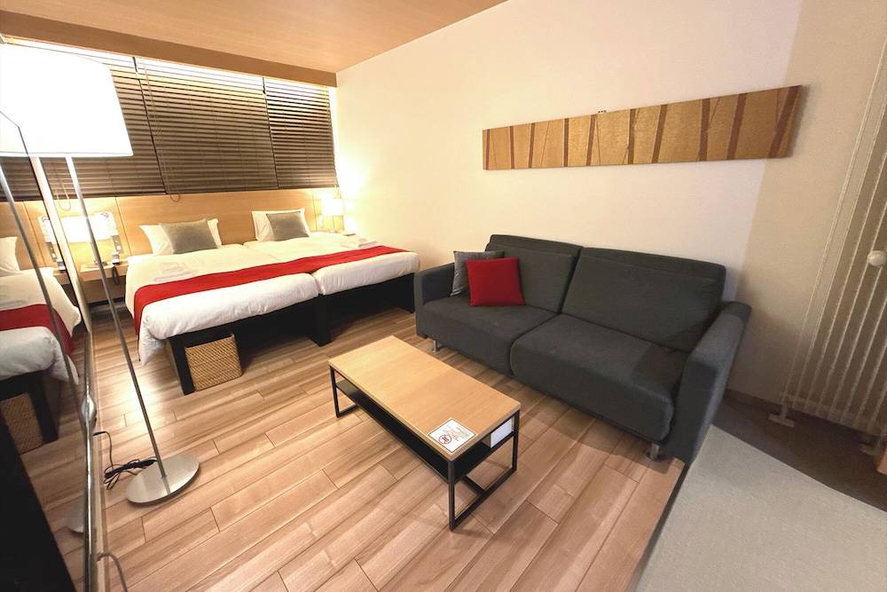 プレミアムルーム (ハリウッドツイン) | トリフィート ホテル & ポッド ニセコ