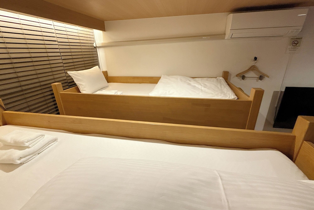 プレミアムルーム (2段ベッド2台) 客室11 | トリフィート ホテル & ポッド ニセコ