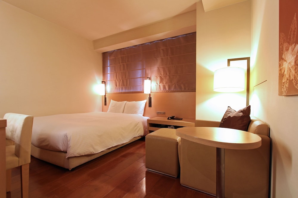 スーペリアダブル 禁煙 客室8 | KOKO HOTEL 福岡天神