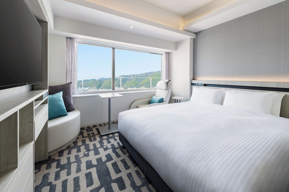 高層階ダブルルーム　禁煙 客室2 | レムプラス神戸三宮