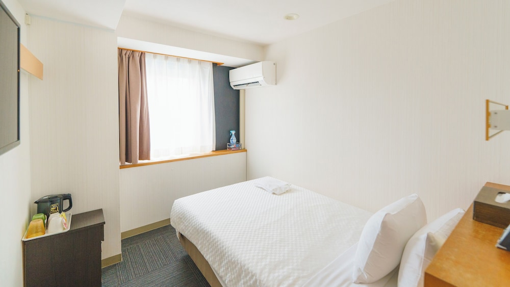 セミダブルルーム 禁煙 2名利用 客室1 | ホテル オーシャン